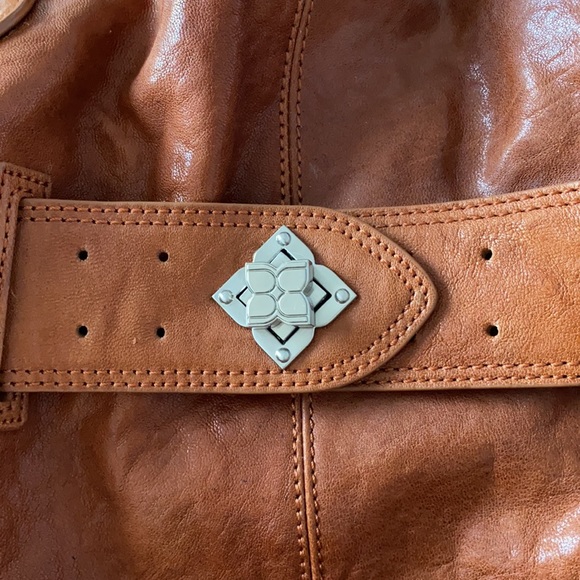 BCBG Max Azria handbag - Picture 4 of 9